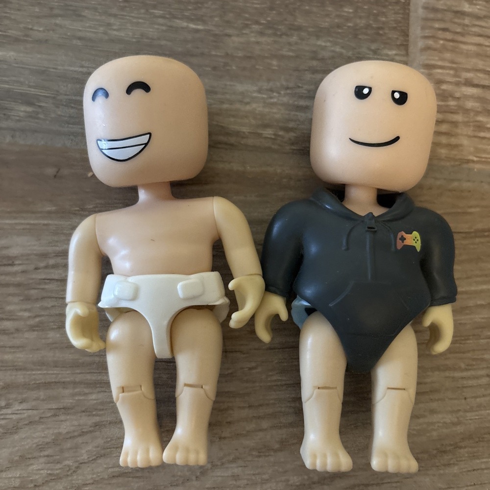 Twilight Daycare Baby Collection 2021 Wowwee Diapers & Swimmer Baby Figures